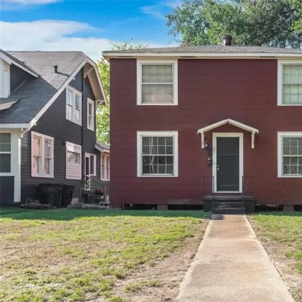 Buy this 4 bed house on 3013 William Avenue in Shreveport, LA 71103