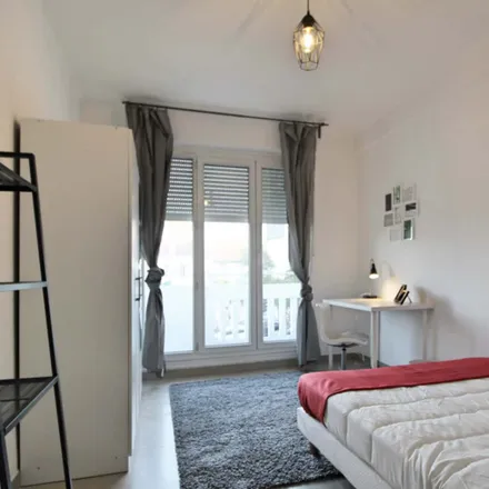 Rent this 4 bed room on 1 Rue Antoine Pons in 13004 Marseille, France