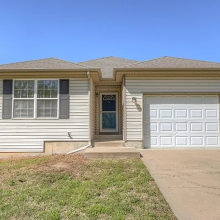 Buy this 3 bed house on 2553 Quincy Street in Joplin, MO 64801