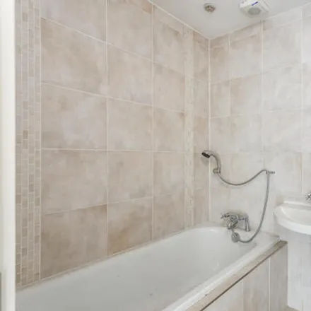 Image 7 - 263 Acton Lane, London, W4 5DG, United Kingdom - Apartment for sale