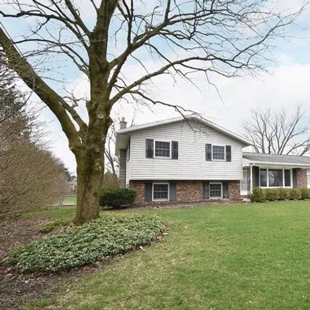 Buy this 4 bed house on 14083 Claire Lane in Elkhart County, IN 46540