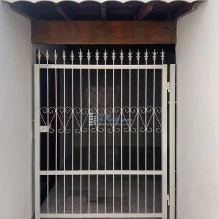 Rent this 2 bed house on Rua Patrocínio in Ribeirão Preto, Ribeirão Preto - SP