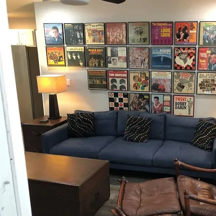 Rent this studio apartment on Orlando