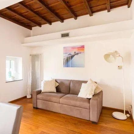 Image 9 - Via dell'Arco di San Calisto, 44, 00120 Rome RM, Italy - Apartment for rent