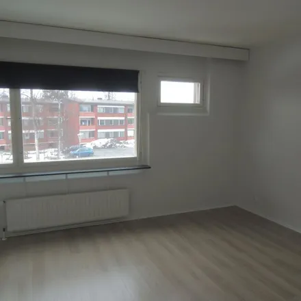Rent this 3 bed apartment on Possilanraitti in 33400 Tampere, Finland
