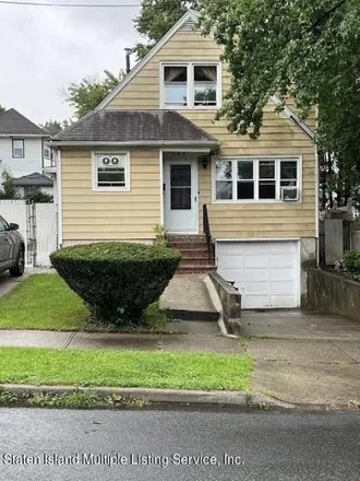 Buy this 3 bed house on 304 Kingsley Avenue in New York, NY 10314