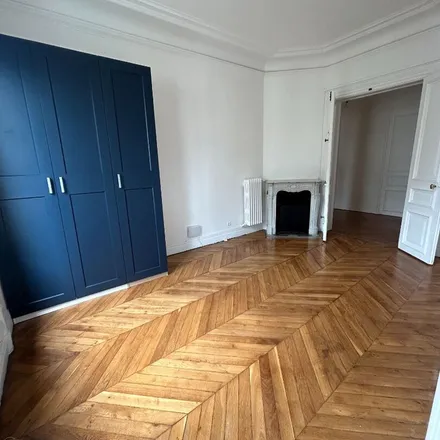Image 1 - 7 Rue Perrault, 75001 Paris, France - Apartment for rent
