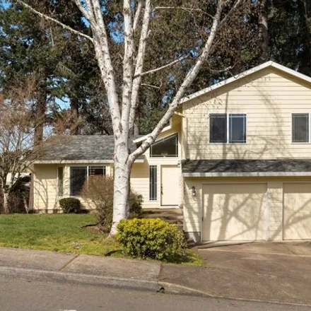 Buy this 3 bed house on 17437 Wake Robin Circle in Oregon City, OR 97045