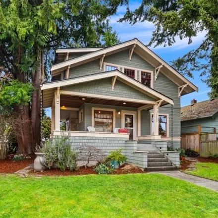 Buy this 3 bed house on 3432 45th Avenue Southwest in Seattle, WA 98116