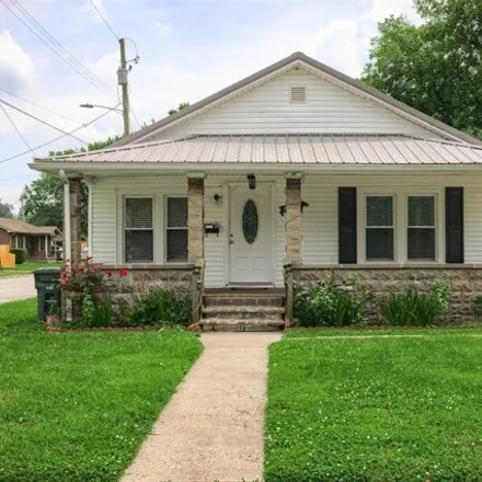Buy this 3 bed house on 1914 Mill Avenue in Owensboro, KY 42303