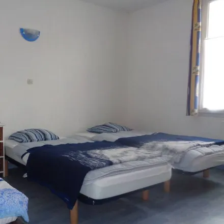 Rent this 2 bed house on 56760 Pénestin