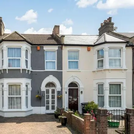 Buy this 3 bed townhouse on Minard Road in London, SE6 1NP