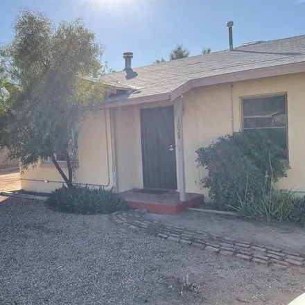 Rent this 2 bed house on 1044 East Hedrick Drive in Tucson, AZ 85719