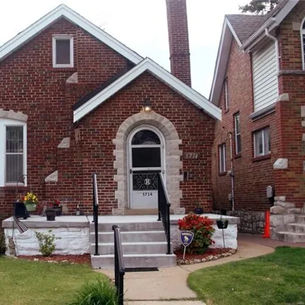 Image 1 - 5768 Walsh Street, St. Louis, MO 63109, USA - House for sale