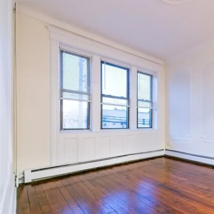Image 3 - 70 Rutgers Ave Apt 4, Jersey City, New Jersey, 07305 - House for rent