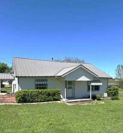 Buy this 3 bed house on 309 North Church Street in Blue Ridge, Collin County