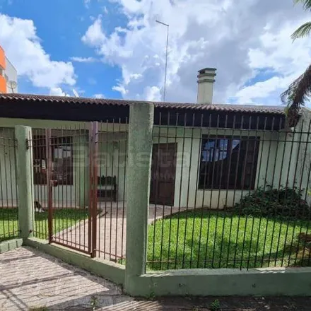 Buy this 3 bed house on Rua XV de Novembro in Cambuí, Campo Largo - PR
