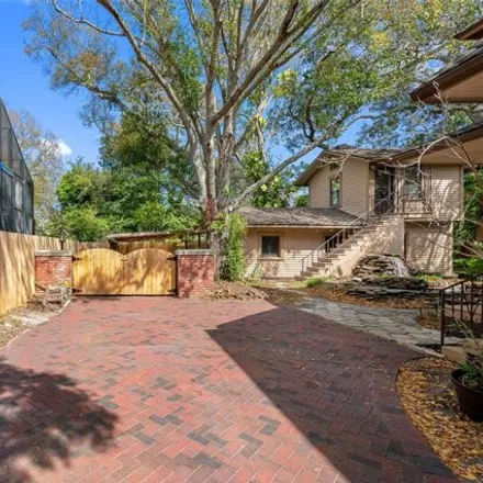 Image 7 - 959 Jungle Avenue North, The Jungle, Saint Petersburg, FL 33710, USA - House for sale