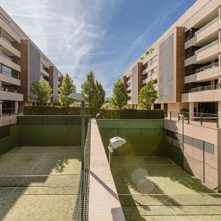 Rent this 2 bed apartment on Antiguo Instituto Llorente in Calle 30, 28035 Madrid