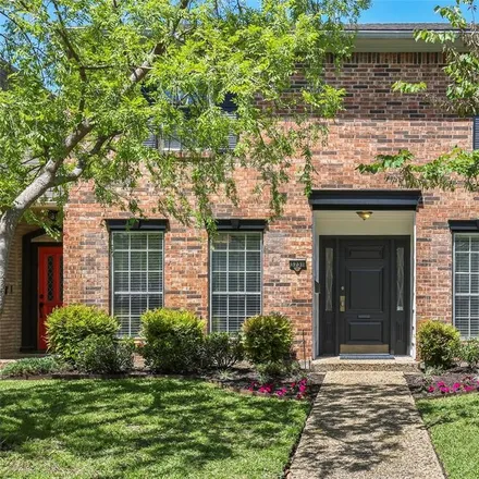 Rent this 4 bed townhouse on 3709 Weeburn Drive in Dallas, TX 75229