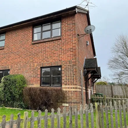 Rent this 1 bed house on unnamed road in Bourne End, SL8 5XN
