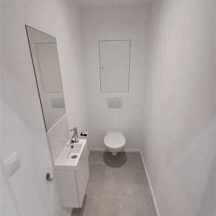 Rent this 3 bed apartment on Chaussée de Louvain 53;55 in 5000 Namur, Belgium
