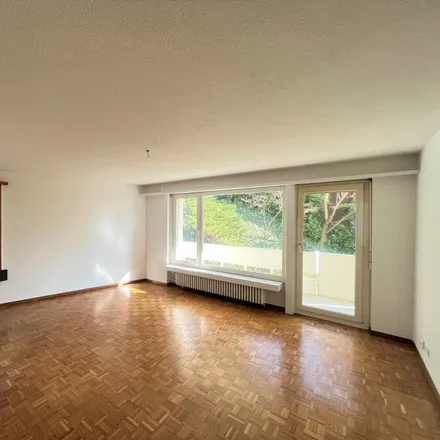 Rent this 4 bed apartment on Limmattalstrasse 103 in 8049 Zurich, Switzerland