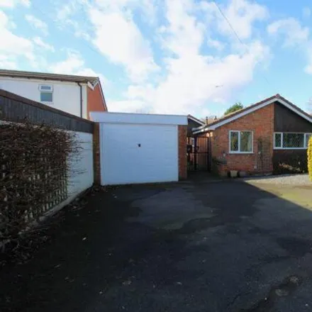 Buy this 3 bed house on Lodge Road in Great Barr, WS5 3HS