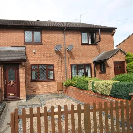 Rent this 2 bed townhouse on 6 Sutton Avenue in Newark on Trent, NG24 4PS
