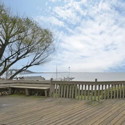 Image 3 - Pier 4, Landing Lane, Somers Point, NJ 08244, USA - House for sale
