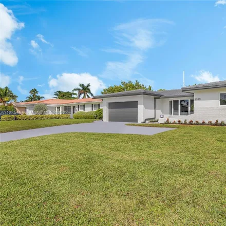 Image 3 - 5740 Northeast 20th Avenue, Imperial Point, Fort Lauderdale, FL 33308, USA - House for sale