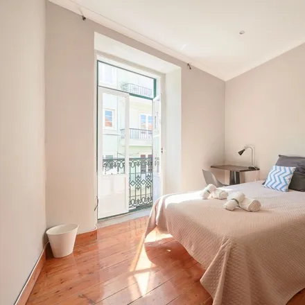 Rent this 6 bed room on Rua do Telhal