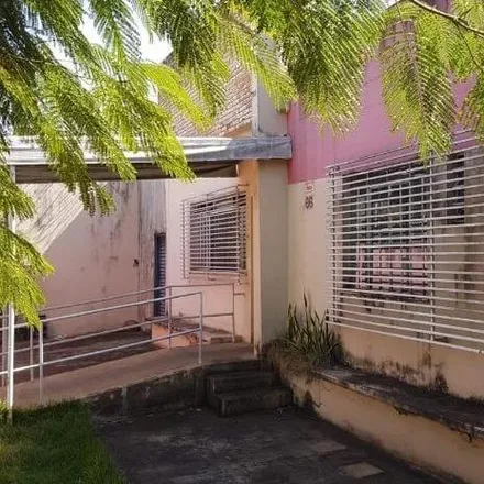 Buy this 4 bed house on INSS Changri-Lá in Rua Visconde de Mauá 161, Vila Nova