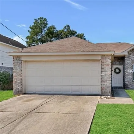 Rent this 3 bed house on 9884 Bobolink Drive in Montgomery County, TX 77385