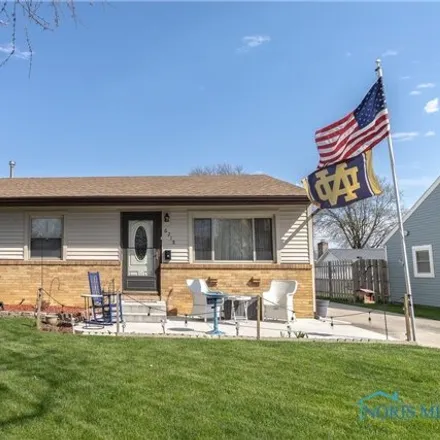 Buy this 3 bed house on 6270 Windamar Road in Lucas County, OH 43611