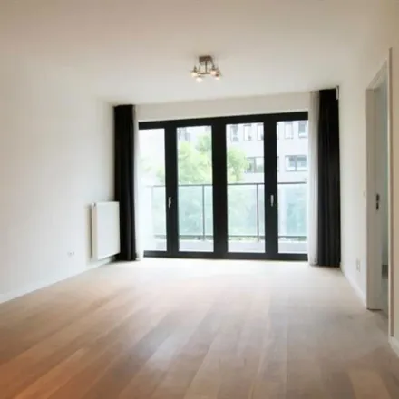 Rent this 1 bed apartment on Ecole EOS in Chaussée d'Etterbeek - Steenweg op Etterbeek, 1040 Etterbeek
