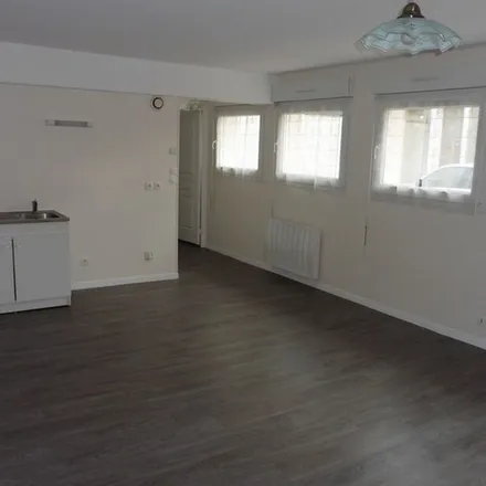 Rent this 2 bed apartment on 26 b Rue Thiers in 50160 Torigni-sur-Vire, France
