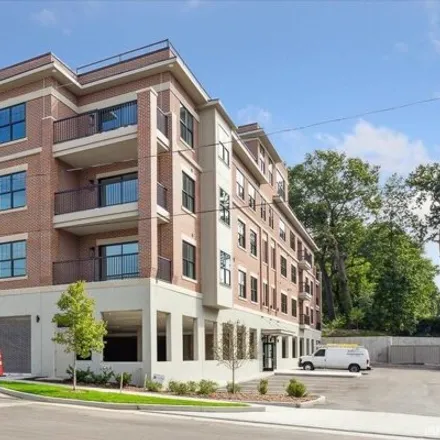 Buy this 3 bed condo on Blarney Stone in Charles Street, South Bend