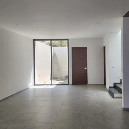 Rent this 3 bed house on Avenida Francisco I. Madero Oriente in 58254 Morelia, MIC