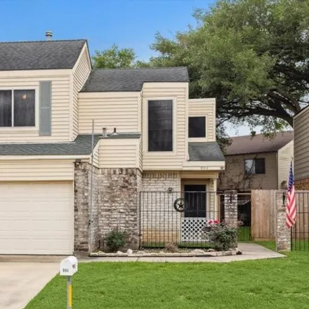 Buy this 3 bed house on 1036 Golfview Drive in Richmond, TX 77469