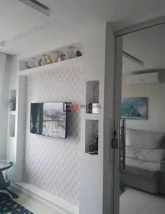 Buy this 2 bed apartment on Avenida Duque de Caxias in Ipiranga, Londrina - PR