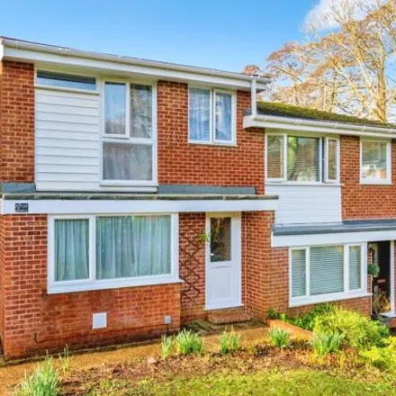 Buy this 3 bed duplex on Oakwood Drive in Southampton, SO16 8ER