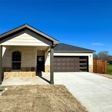Buy this 3 bed house on 209 Laroe Street in Terrell, TX 75160