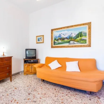 Image 4 - Via delle Arniche, 00172 Rome RM, Italy - Room for rent