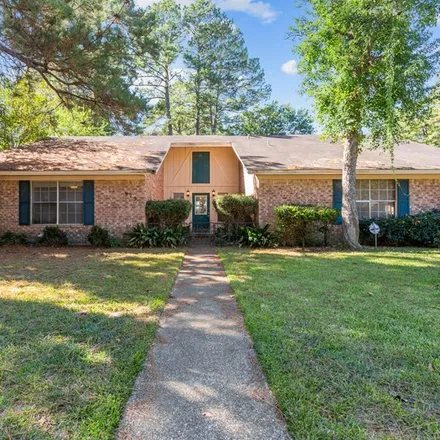 Buy this 3 bed house on 915 Rushwood Drive in Lufkin, TX 75904