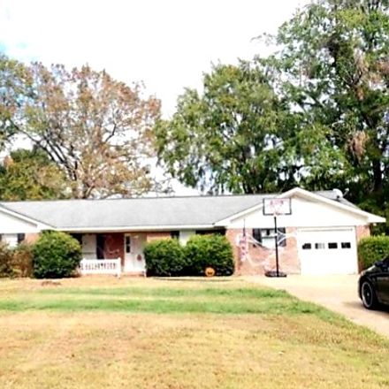 Rent this 3 bed townhouse on Aliceville