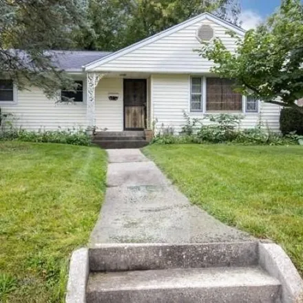 Buy this 3 bed house on 216 Warren Avenue in Rockford, IL 61107