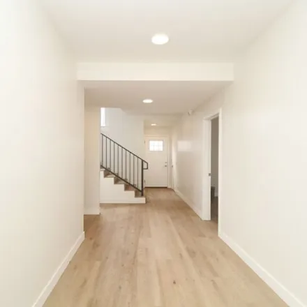 Image 4 - Budlong Avenue, Los Angeles, CA 90007, USA - Apartment for rent