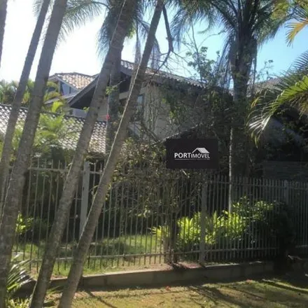 Buy this 3 bed house on Rua Vitorino Fernandes 33 in Barra da Tijuca, Rio de Janeiro - RJ