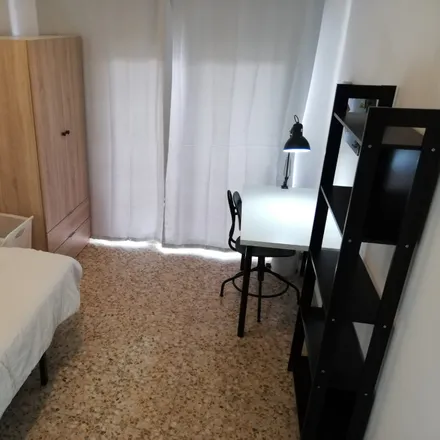 Image 4 - Carrer del Marí Blas de Lezo, 28, 46011 Valencia, Spain - Room for rent